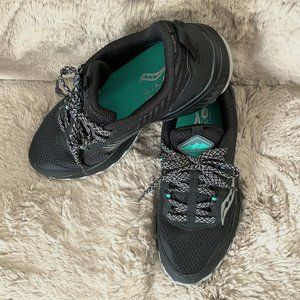 SAUCONY TRAIL RUNNERS